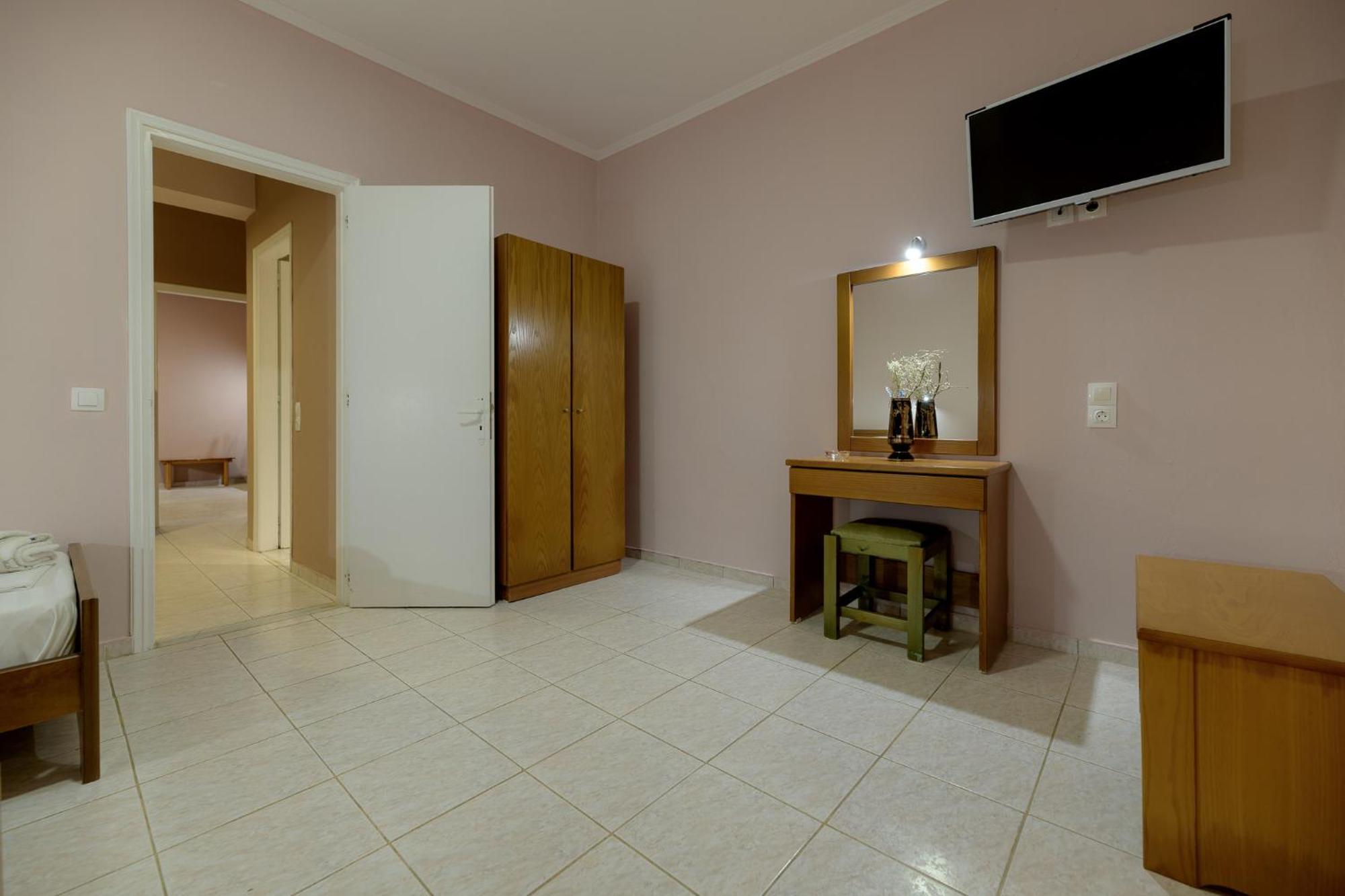 Anthi Studios & Apartments アリケス エクステリア 写真