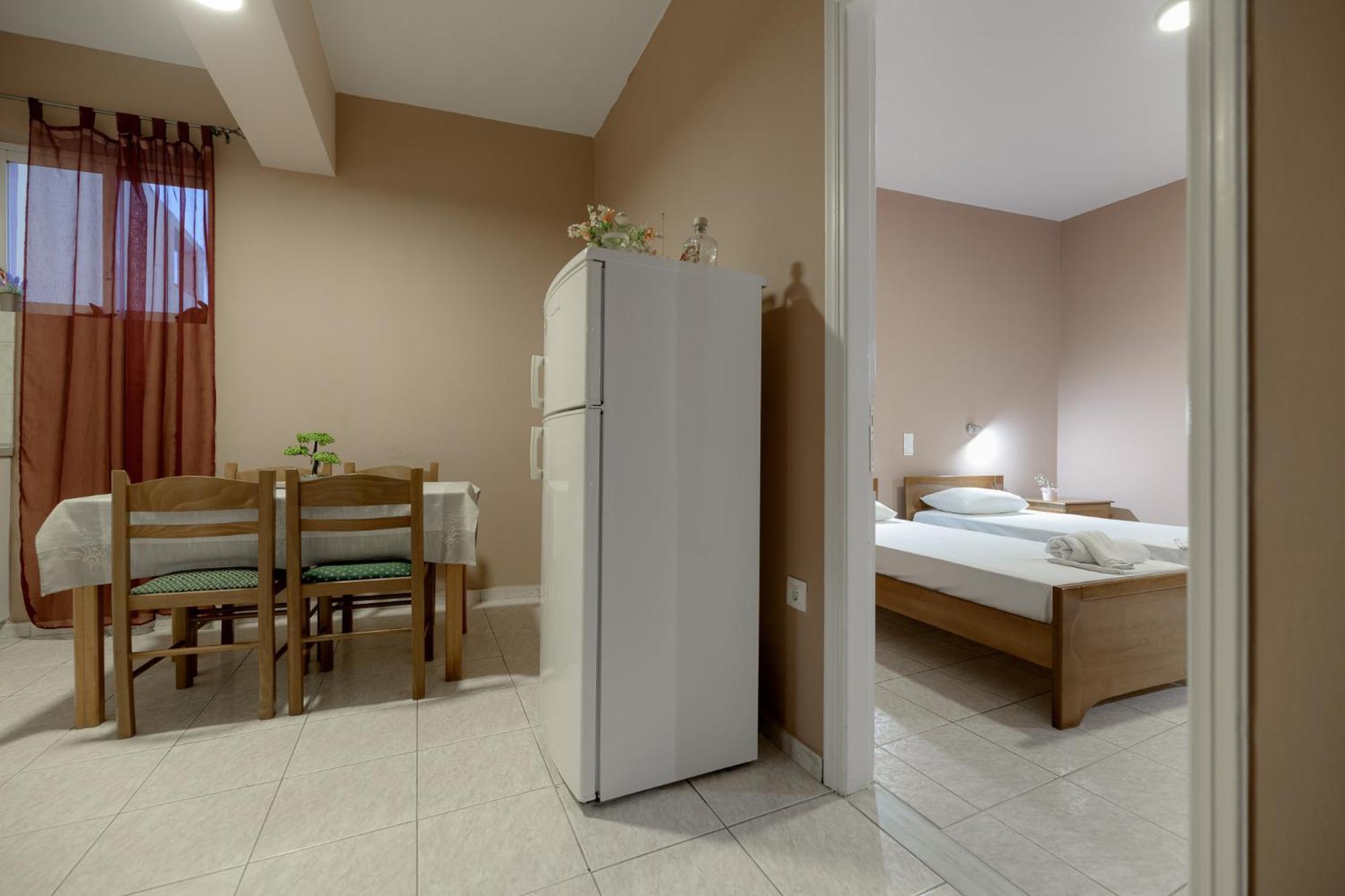 Anthi Studios & Apartments アリケス エクステリア 写真