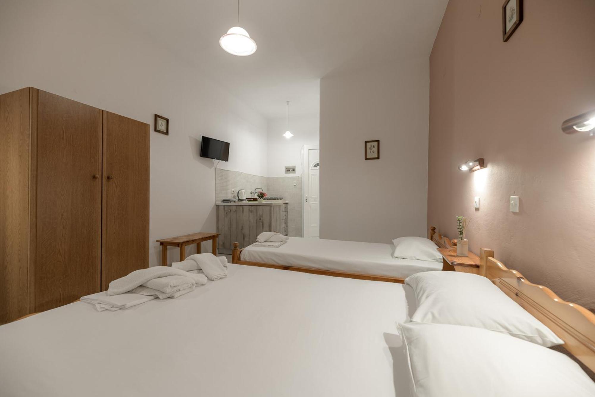 Anthi Studios & Apartments アリケス エクステリア 写真